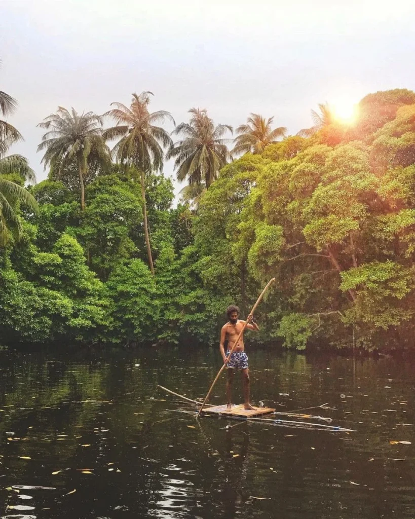 Photo by: barefootislander
